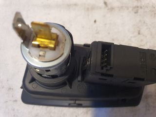 bontott BMW 1 AUX Csatlakozó