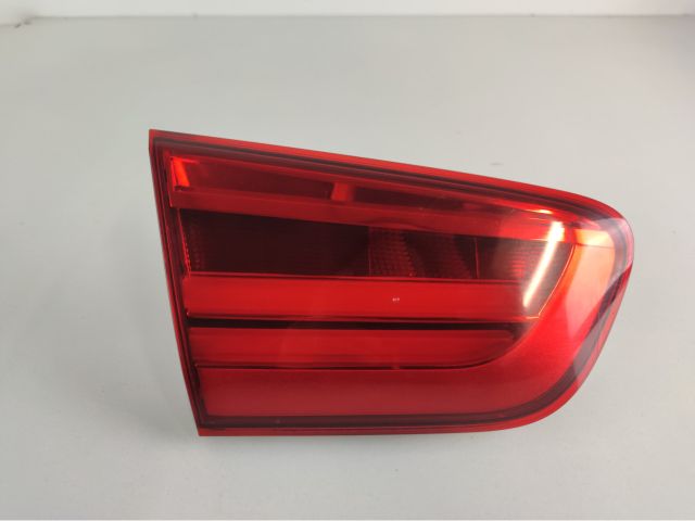 bontott BMW 1 Bal Belső Hátsó Lámpa