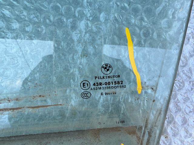 bontott BMW 1 Bal első Ablak