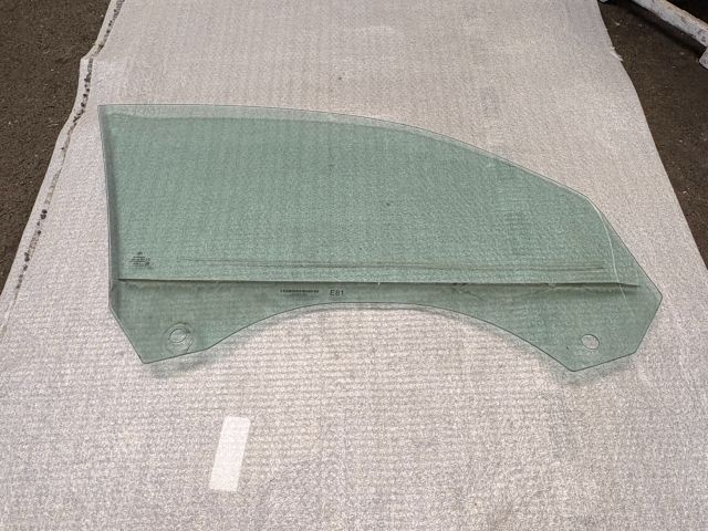 bontott BMW 1 Bal első Ablak