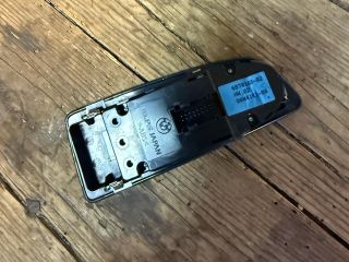 bontott BMW 1 Bal első Ablakemelő Kapcsoló