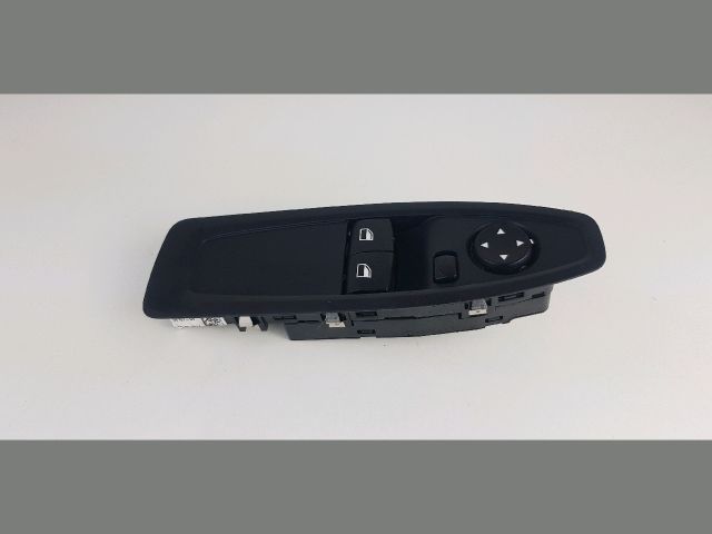 bontott BMW 1 Bal első Ablakemelő Kapcsoló