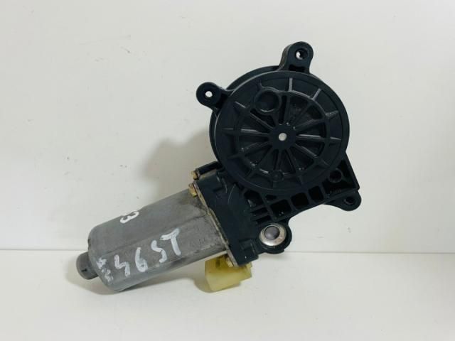 bontott BMW 1 Bal első Ablakemelő Motor