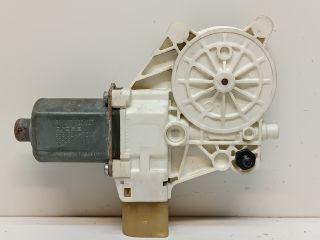 bontott BMW 1 Bal első Ablakemelő Motor