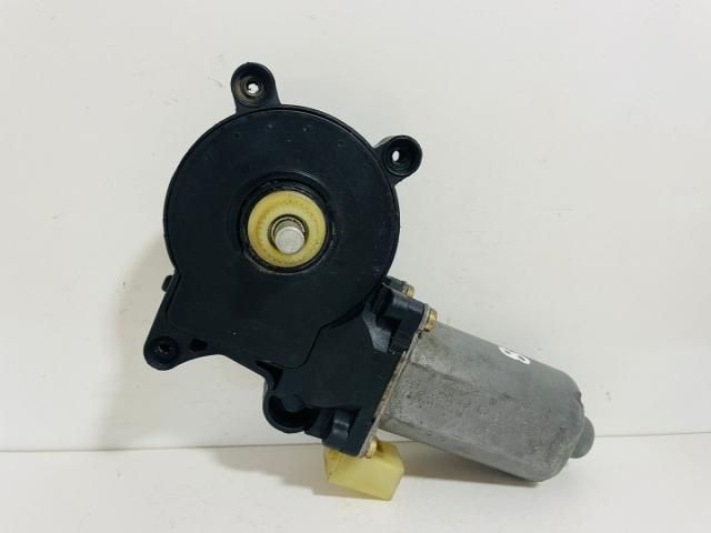 bontott BMW 1 Bal első Ablakemelő Motor