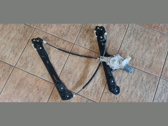 bontott BMW 1 Bal első Ablakemelő Szerkezet (Elektromos)