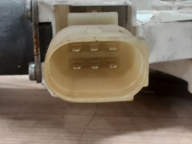 bontott BMW 1 Bal első Ablakemelő Szerkezet (Elektromos)