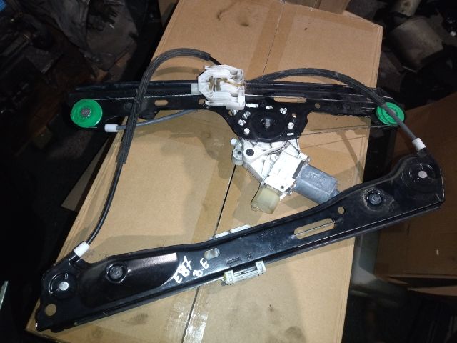 bontott BMW 1 Bal első Ablakemelő Szerkezet (Elektromos)