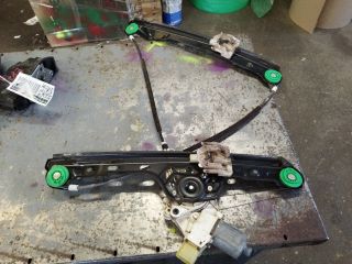 bontott BMW 1 Bal első Ablakemelő Szerkezet (Elektromos)