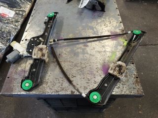 bontott BMW 1 Bal első Ablakemelő Szerkezet (Elektromos)