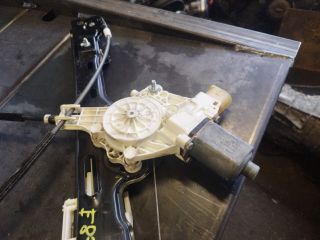 bontott BMW 1 Bal első Ablakemelő Szerkezet (Elektromos)