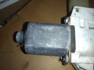 bontott BMW 1 Bal első Ablakemelő Szerkezet (Elektromos)