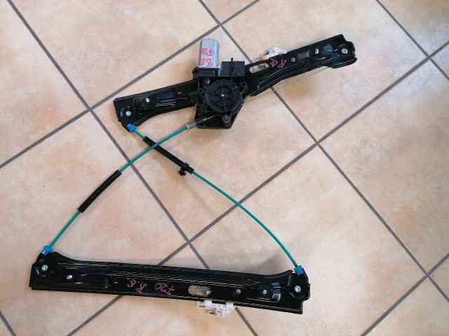 bontott BMW 1 Bal első Ablakemelő Szerkezet (Elektromos)