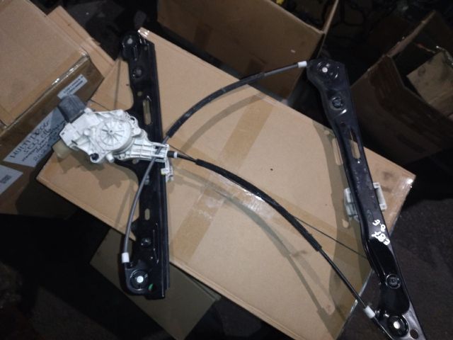 bontott BMW 1 Bal első Ablakemelő Szerkezet (Elektromos)