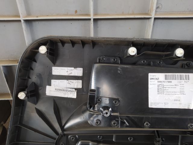 bontott BMW 1 Bal első Ajtó Kárpit