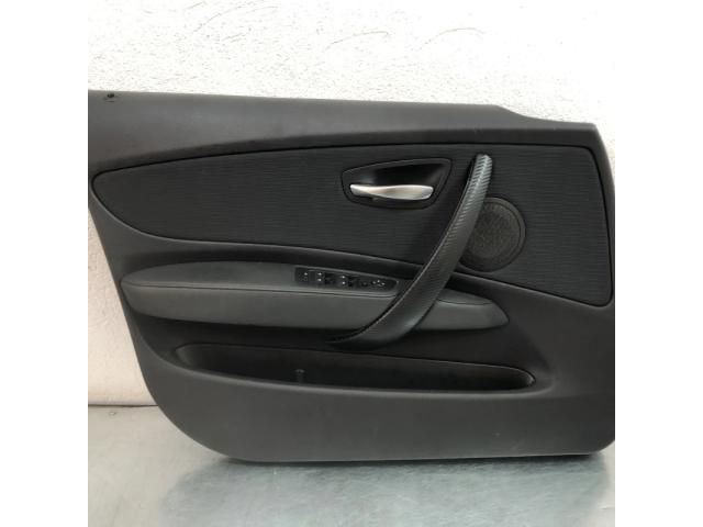 bontott BMW 1 Bal első Ajtó Kárpit