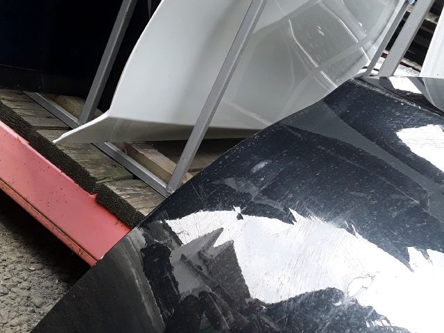 bontott BMW 1 Bal első Ajtó (Üres lemez)