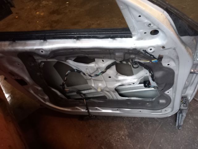 bontott BMW 1 Bal első Ajtó (Üres lemez)