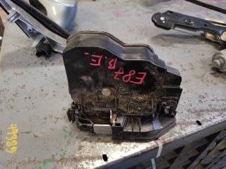 bontott BMW 1 Bal első Ajtózár