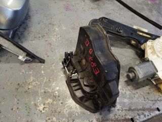 bontott BMW 1 Bal első Ajtózár