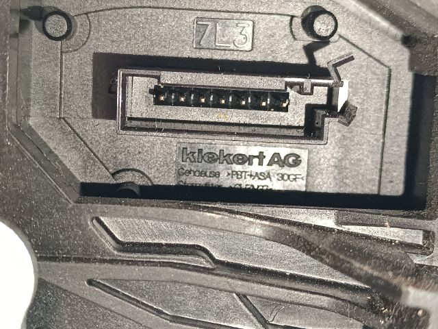 bontott BMW 1 Bal első Ajtózár