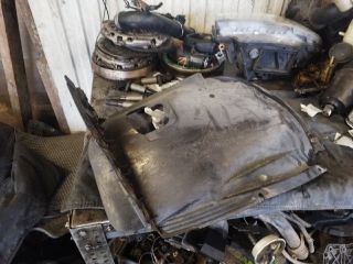 bontott BMW 1 Bal első Dobbetét (Kerékjárati, Műanyag)