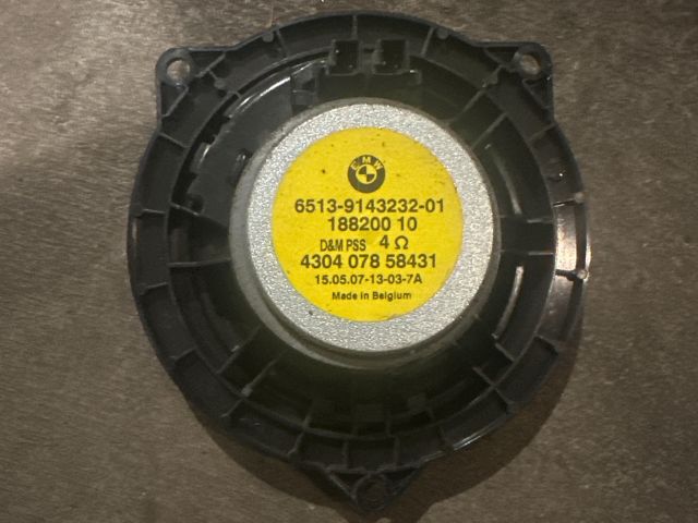 bontott BMW 1 Bal első Hangszóró