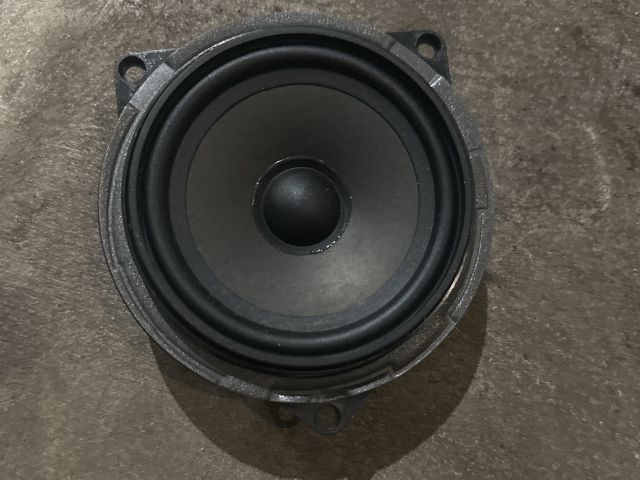 bontott BMW 1 Bal első Hangszóró