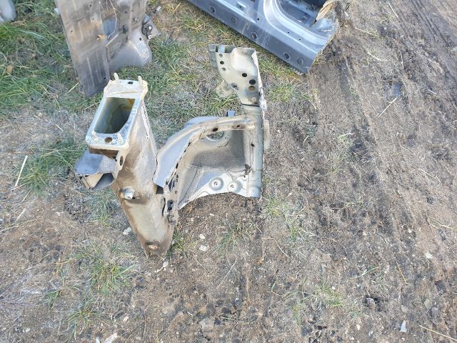 bontott BMW 1 Bal első Negyed Karosszéria Csomag