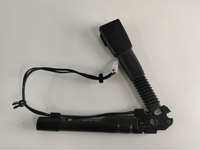 bontott BMW 1 Bal első Övfeszítő