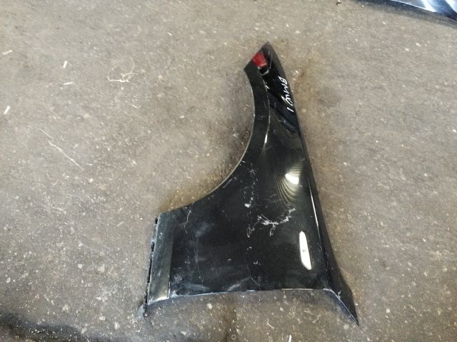 bontott BMW 1 Bal első Sárvédő