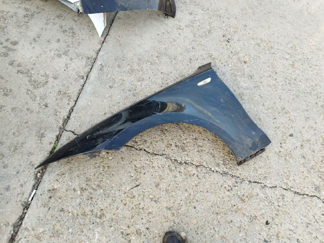 bontott BMW 1 Bal első Sárvédő