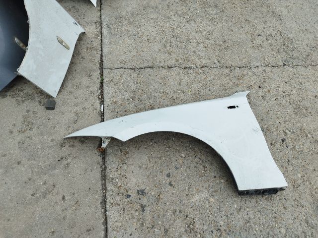 bontott BMW 1 Bal első Sárvédő