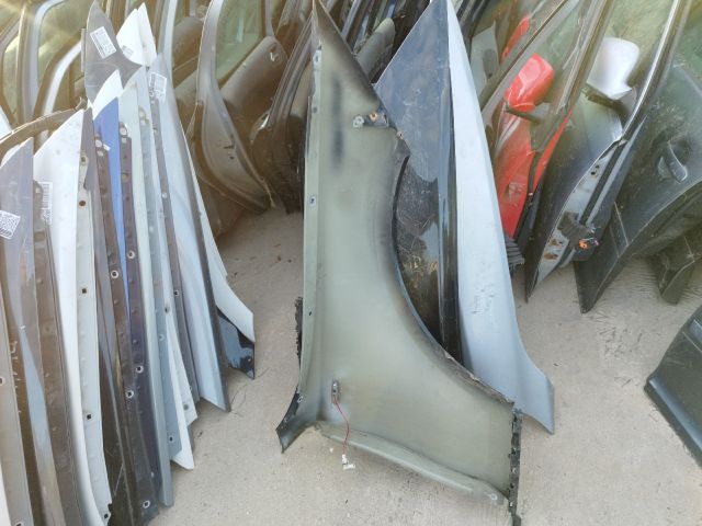 bontott BMW 1 Bal első Sárvédő