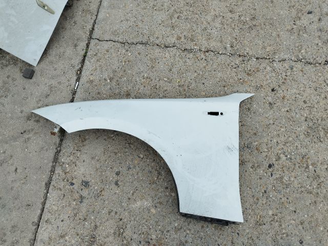 bontott BMW 1 Bal első Sárvédő