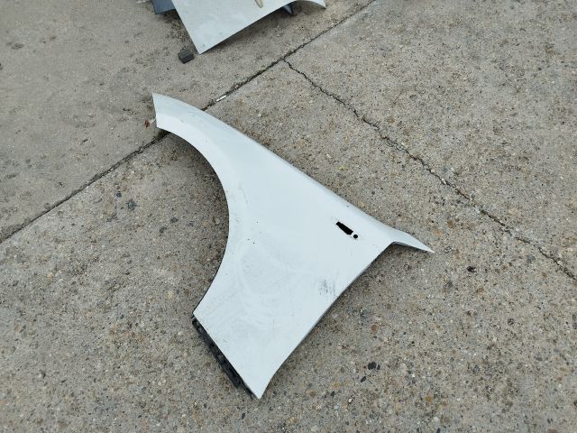 bontott BMW 1 Bal első Sárvédő