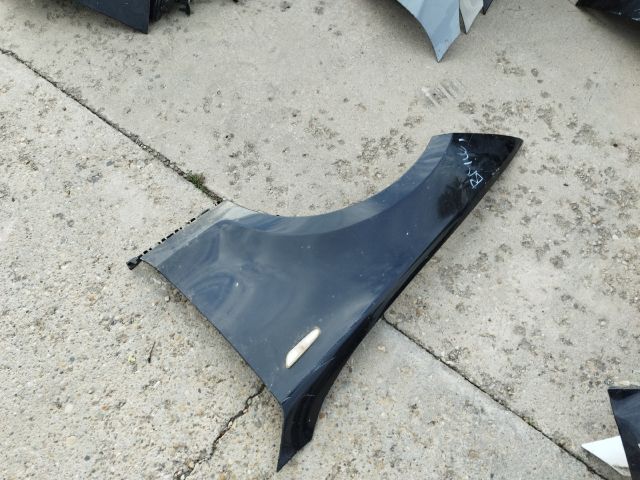 bontott BMW 1 Bal első Sárvédő