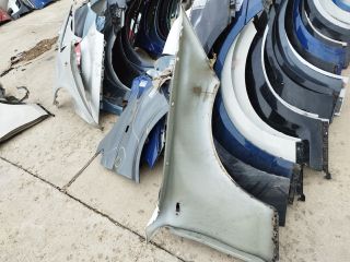 bontott BMW 1 Bal első Sárvédő