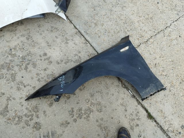 bontott BMW 1 Bal első Sárvédő