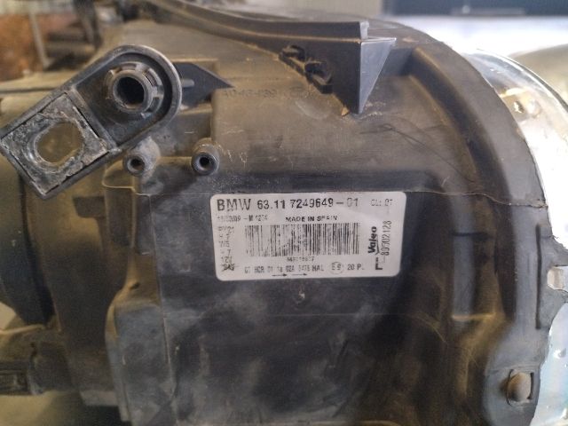 bontott BMW 1 Bal Fényszóró