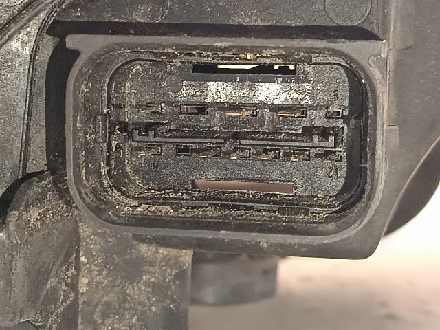 bontott BMW 1 Bal Fényszóró