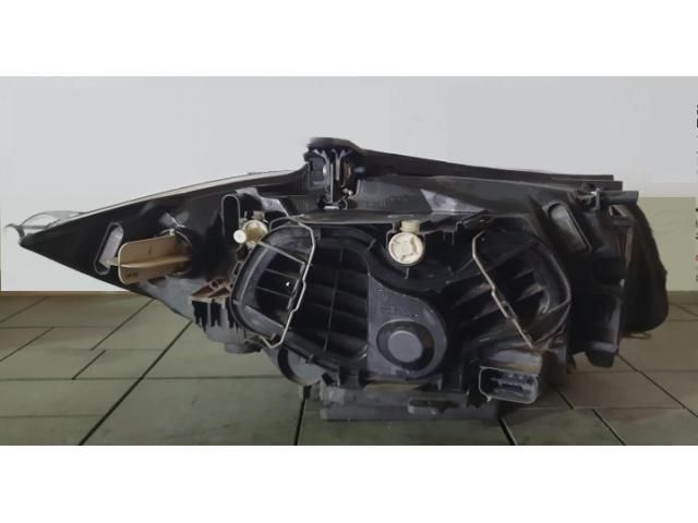 bontott BMW 1 Bal Fényszóró