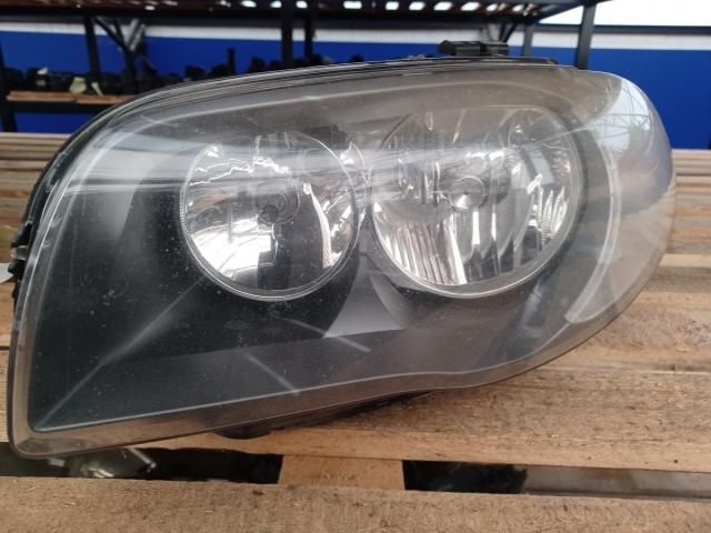 bontott BMW 1 Bal Fényszóró