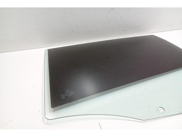 bontott BMW 1 Bal hátsó Ablak