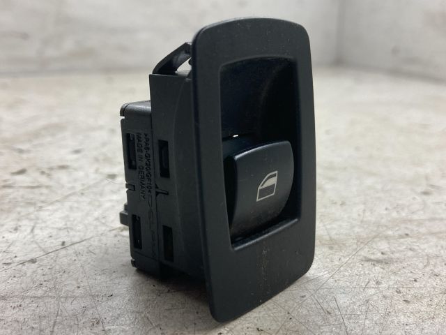 bontott BMW 1 Bal hátsó Ablakemelő Kapcsoló