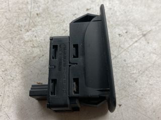 bontott BMW 1 Bal hátsó Ablakemelő Kapcsoló