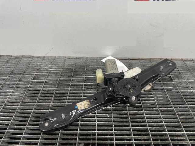 bontott BMW 1 Bal hátsó Ablakemelő Szerkezet (Elektromos)