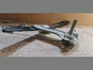 bontott BMW 1 Bal hátsó Ablakemelő Szerkezet (Mechanikus)