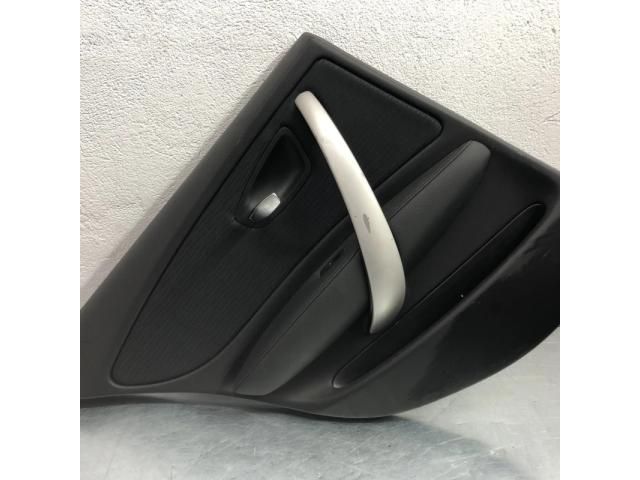 bontott BMW 1 Bal hátsó Ajtó Kárpit