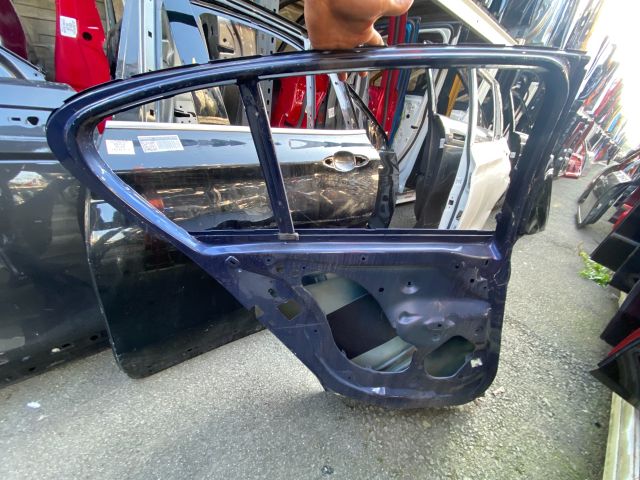 bontott BMW 1 Bal hátsó Ajtó (Üres lemez)